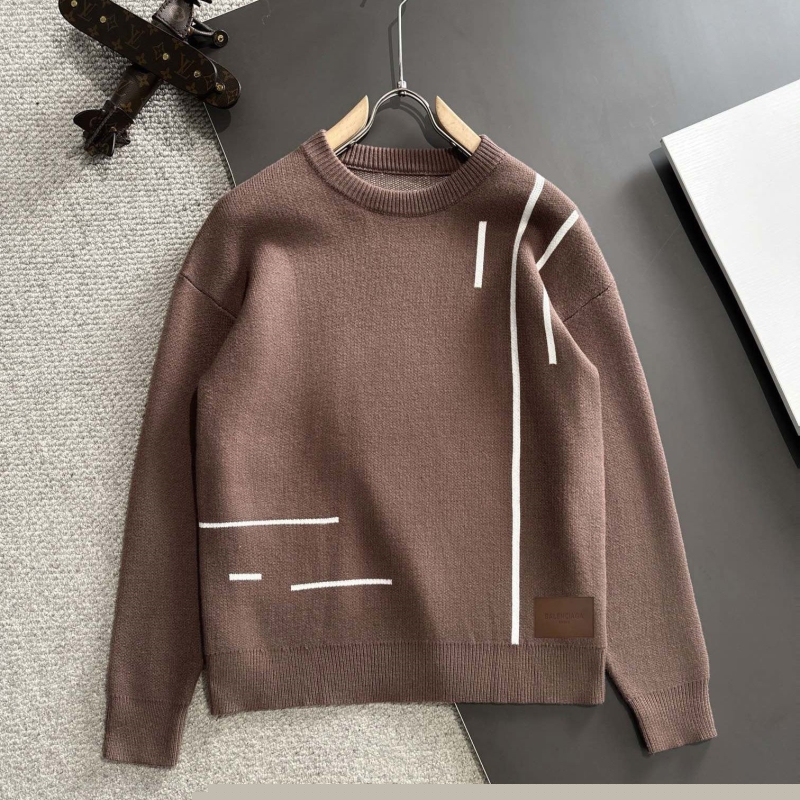 Ba*len*cia*ga sweaters